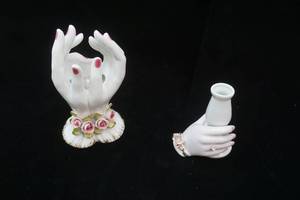 lot 410 image: Vintage Lefton China Figural Hand Vase 7 tall Vintage Porcelain Womans Manicure Hand Candle Holder 4.25 tall