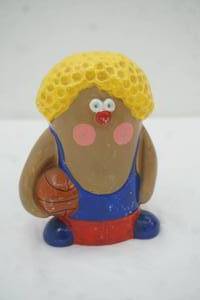 lot 422 image: Vintage Enesco Coin Bank