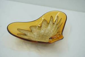 lot 442 image: Murano for Princess House Amber Art Glass Bowl. 9x7x3