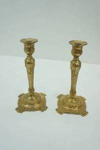 lot 454 image: Pair of Vintage Victorian Brass Candle Stick Holders 9 tall. 4 square base