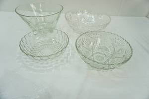 lot 456 image: Anchor Hocking Early American Prescot Star of David pattern glass serving bowls 2ct, Anchor Hocking Bubble Glass Bowl