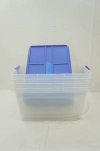 lot 482 image: Hefty Clear Storage Totes with Blue Lids and Latching Handles (4ct)