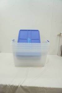 lot 484 image: Hefty Clear Storage Totes with Blue Lids and Latching Handles (5ct) 2 totes are missing 1 handle