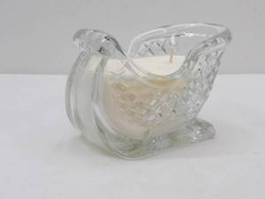 lot 487 image: Crystal Sleigh Candy Dish Candle Mistletoe