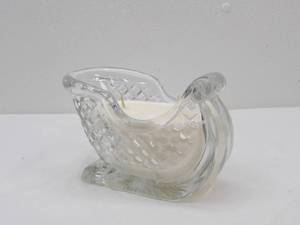 lot 489 image: Crystal Sleigh Candy Dish Candle Christmas Hearth