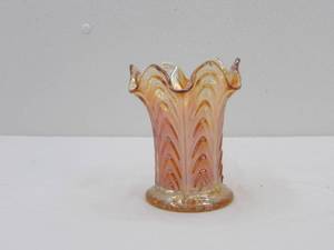 lot 502 image: Vintage Fenton Carnival Glass Vase