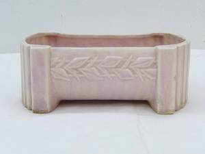 lot 518 image: Vintage McCoy Pink Planter