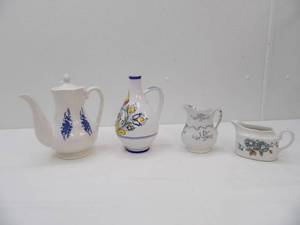 lot 533 image: AntiqueVintage Ironstone, Porcelain Pitchers, Creamer, Teapot