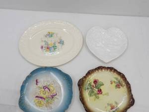 lot 538 image: Wedgwood Wellesley Tintern Serving Plate, Grapes Plate, L.S. Blue Floral Plate, Cupid Heart Shaped Plate
