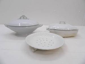lot 589 image: Vintage Semi Porcelain Footed Strainer Plate, Johnson Bros England Covered Casserole, Royal Ironstone Casserole