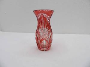 lot 616 image: Vintage Bohemian Ruby Cut To Clear Glass Vase wflared rim 6 tall