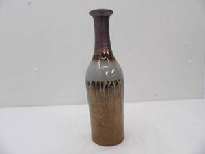 lot 631 image: Drip Glaze Pottery Vase. 14 tall