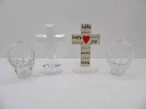 lot 645 image: Murano-Style Glass baskets, 10 Glass Cross, and Family Oriented Cross