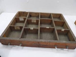 lot 667 image: Vintage Mac Tool Drawer