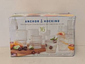 NEW ANCHOR HOCKING GLASS DRINKING SET 16PC.