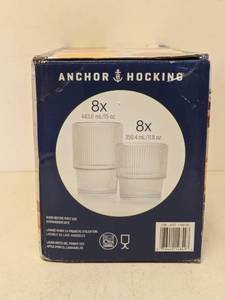NEW ANCHOR HOCKING GLASS DRINKING SET 16PC.