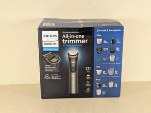 lot 85 image: PHILIPS NORELCO ULTIMATE PRECISION ALL-IN-ONE TRIMMER