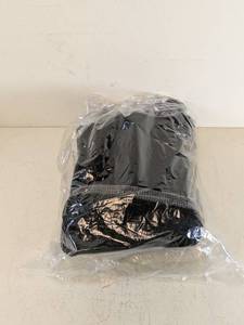lot 178 image: (6) NEW BLACKGRAY WINTER HATS