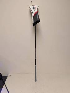 lot 196 image: KIRKLAND SIGNATURE EVEN FLO RIPTIDE 5.5R DRIVER