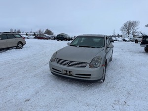 lot 16 image: 2004 Infiniti G35 AWD