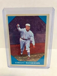 lot 21 image: 1960 Fleer Christy Mathewson