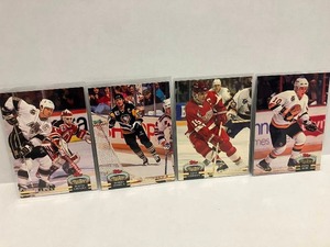 lot 34 image: 1992-93 Stadium Club Hockey Stars