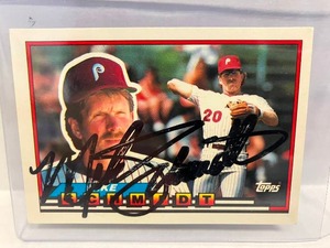 lot 58 image: 1989 Topps Big Mike Schmidt Autograph
