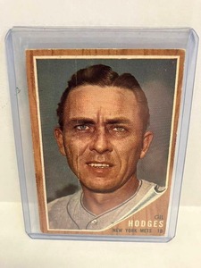 lot 64 image: 1962 Topps Gil Hodges