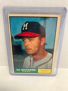 lot 65 image: 1961 Topps Ed Mathews