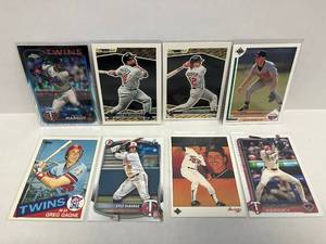lot 166 image: Kirby Puckett and Minnesota Twins Cards