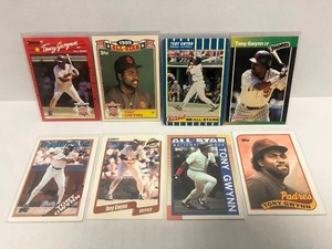 lot 216 image: Tony Gwynn - Topps, Fleer and Score