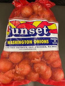 lot 156 image: Onions - Sunset Washington Onions, 25 Lbs Net Wt