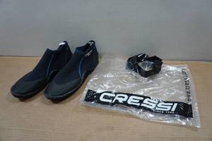 lot 78 image: Cressi Ibiza 3mm Snorkel Boots - Mens 9, Womens 10