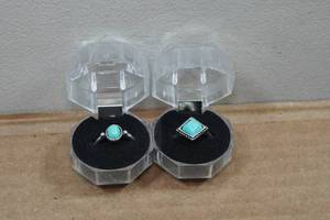 lot 111 image: Silver Tone Ladies Turquoise Rings