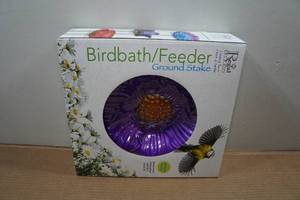 lot 168 image: Regal BirdbathFeeder with Ground Stake