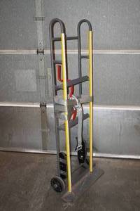 lot 196 image: Milwaukee Appliance Hand Truck