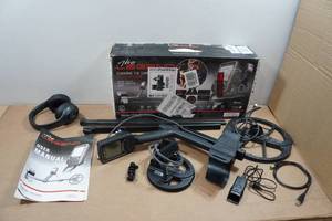 lot 1B image: Nokta The Legend Multi Frequency Metal Detector