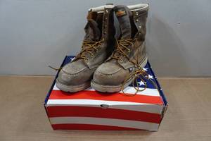 lot 32 image: Thorogood 8 Crazy Horse American Heritage Series Work Boots - Mens 10
