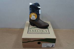 lot 51 image: Smoky Mountain Boots - Size 10