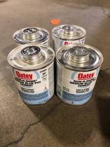 lot 31 image: Lot of Oatey Rain-R-Shine 32 oz. Medium Blue PVC Cement  Customer Returns See Pictures