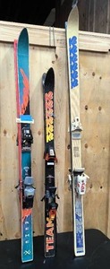 lot 24 image: 3 pairs of Vintage k2 snow skis
