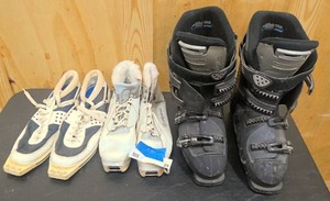 lot 29 image: Trak cross county ski shoe size 43, Aplina size 40, and ski boots Anthea Lange size 26.5