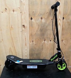 lot 36 image: Black Razor electic scooter