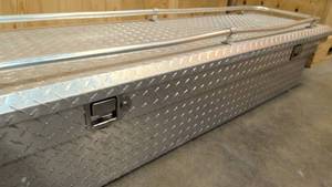 lot 48 image: Truck Bed Tool Box