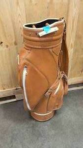 lot 70 image: Leather vintage range golf bag
