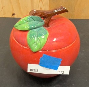 lot 112 image: Large Apple Cookie Jar