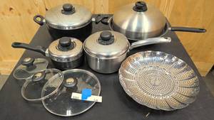 lot 126 image: Wok with cover, misc pots and covers