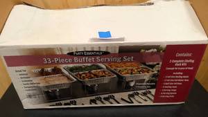 lot 129 image: 33-Piece Buffet Serving set