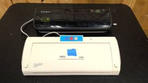 lot 133 image: Two Vacuum Sealers
