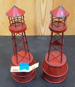 lot 172 image: Pair of red metal light towers 12 tall